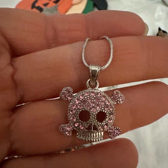 Eight pieces Halloween bundle gently used - Picture 16 of 16